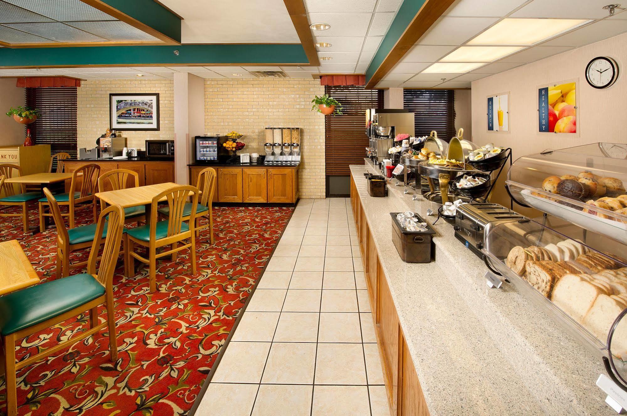 Pear Tree Inn San Antonio Northwest Medical Center Екстериор снимка